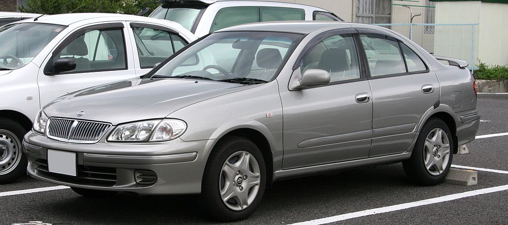 1024px-2000-2003_NISSAN_BLUEBIRD_SYLPHY