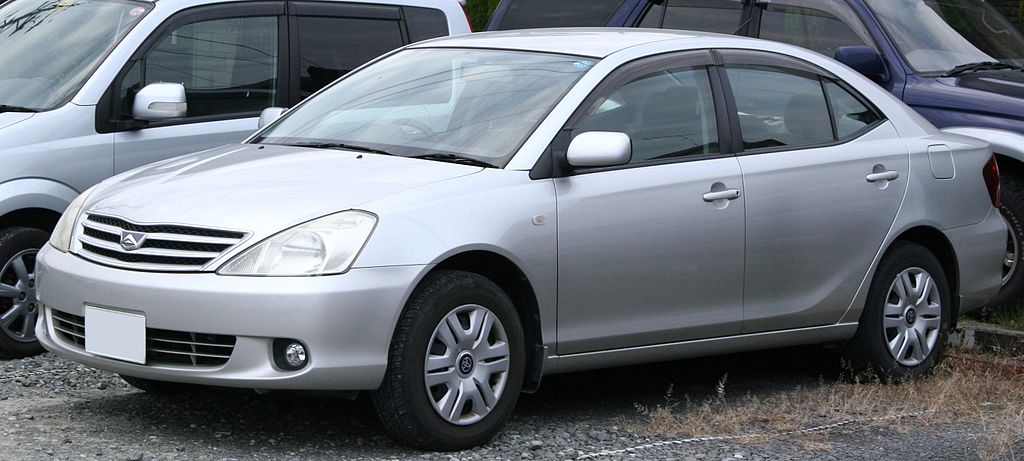 1024px-2001-2004_Toyota_Allion