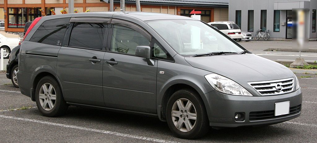 1024px-2003-2006_NISSAN_PRESAGE_X_3.5