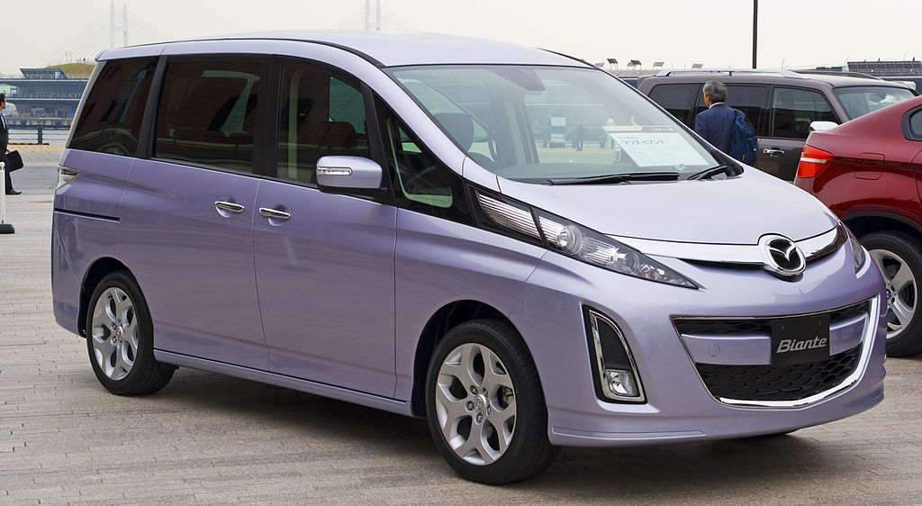 1024px-Mazda_Biante_01