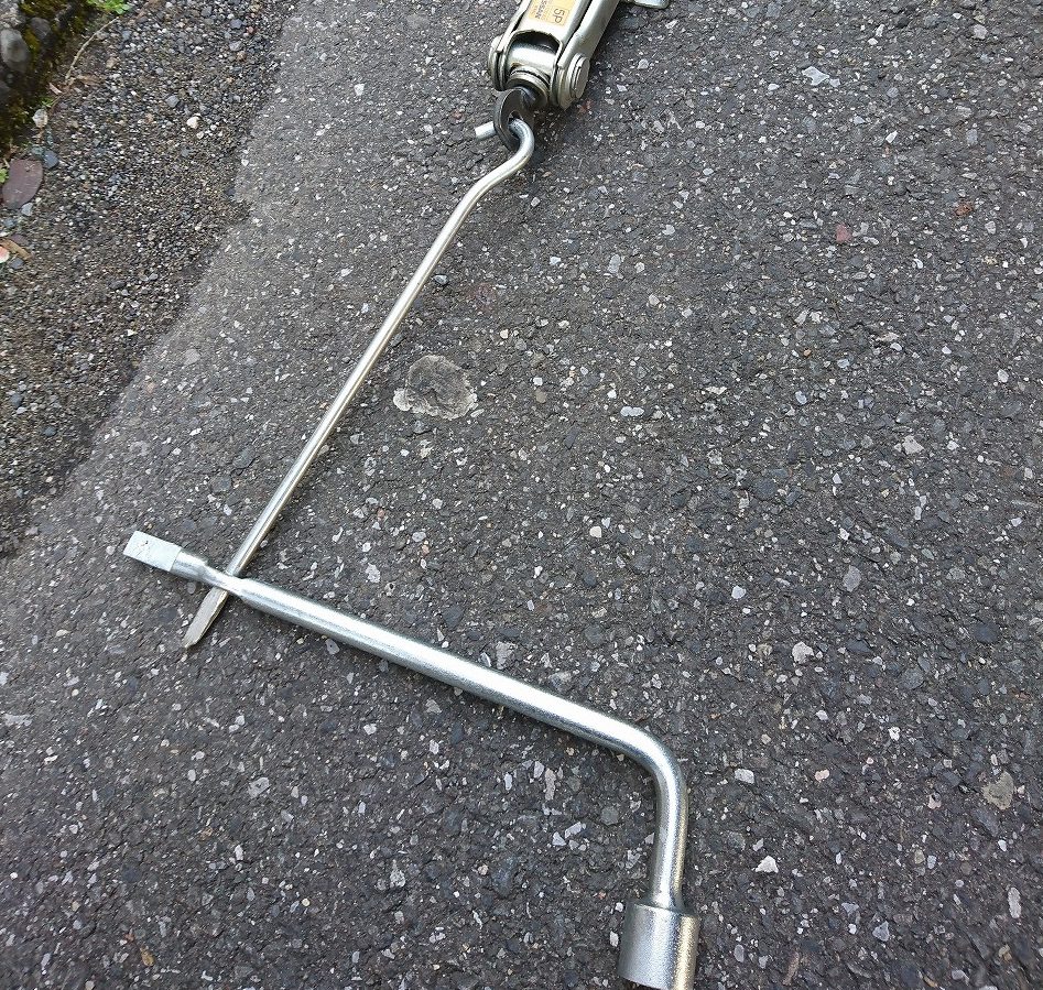 パンタジャッキの使い方
